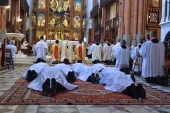 Święcenia diakonatu