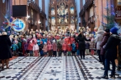 Koncert kolęd w wykonaniu dzieci w Białostockiej Archikatedrze